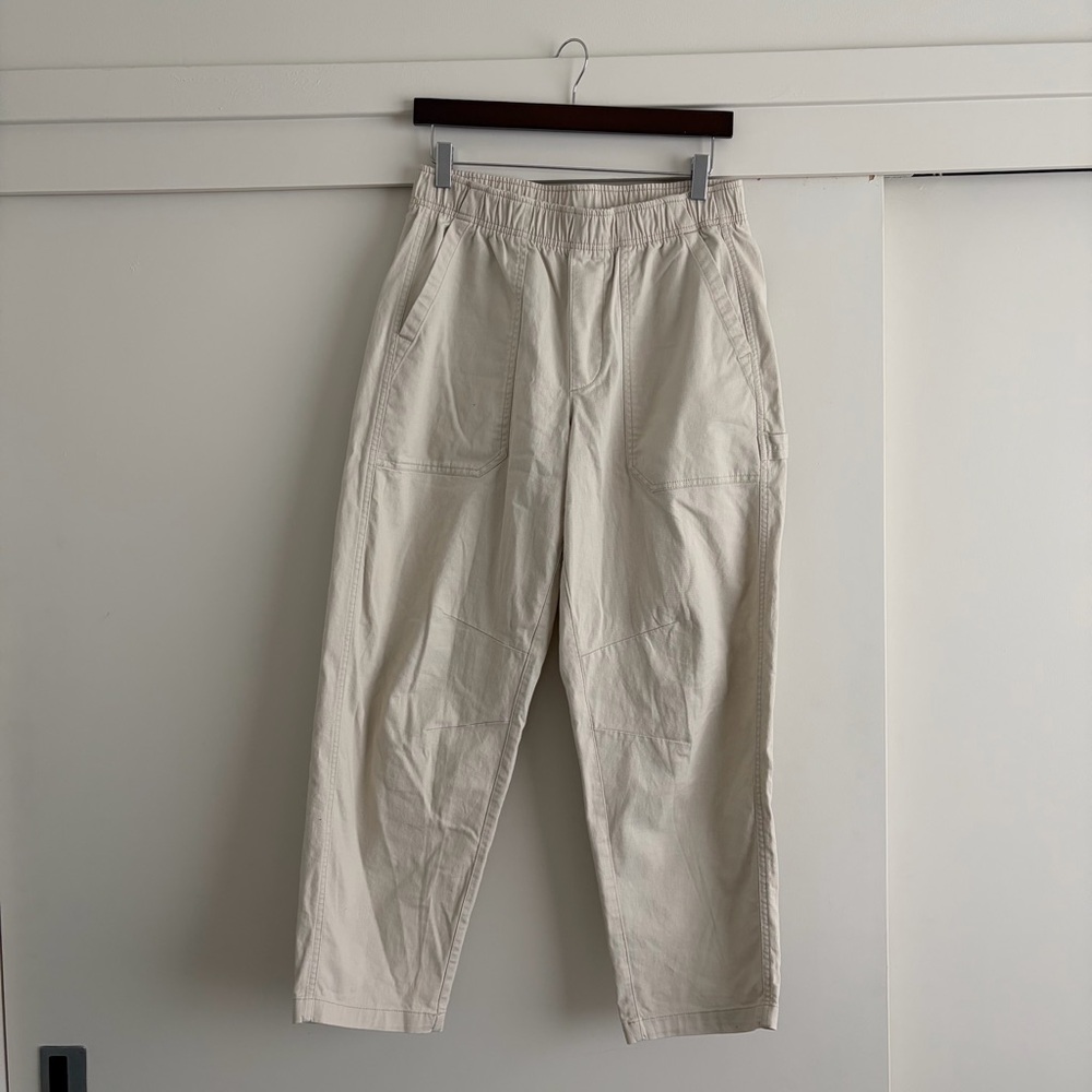 Old Navy Women's Light Cream Elastic-Waist Chinos